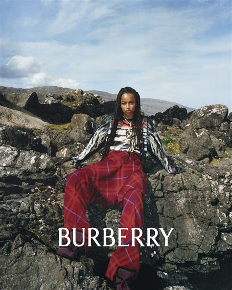 Burberry Winter 2023 Ad Campaign Review The Impression