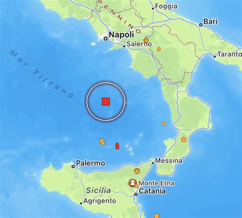 Terremoto nel Tirreno scossa a grande profondità nella notte