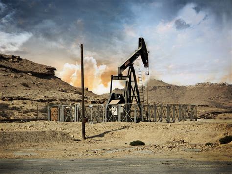 Petroleum Hubs of the World – Petroleum and the World
