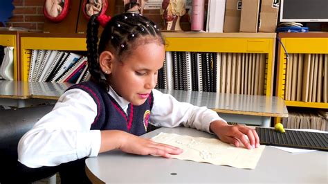 Domina el arte de la lectura en Braille Aprende cómo leer Braille