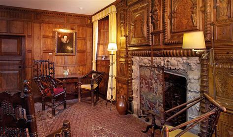 Anne Boleyn S Bedroom And Prayer Books Hever Castle