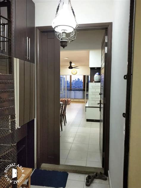 Fully Furnished Luxury Single Room Infront Near Lrt Sri Rampai Desa