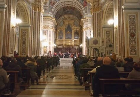 Cava De Tirreni Stasera Il Concerto Di Natale Nellabbazia Della Ss