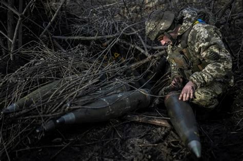 Ukraina Oqqa Tutilishi Oqibatlari Va Maryinka Atrofida Qolayotgan