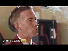 Brazzers Another Wild Threesome Unleashes At The No Tell Motel With Hot Girls Kiki Minaj