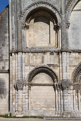 Abbatiale Sainte Marie de l Abbaye aux Dames à Saintes Eleanor of