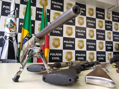 Fuzil E Mais Armas Foram Apreendidas Em Nova Opera O Da Pol Cia