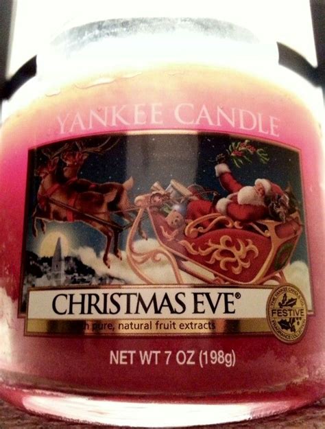 "Christmas Eve" candle by Yankee Candle. New Christmas Eve tradition? I ...