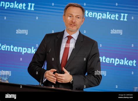 Bundesfinanzminister Christian Lindner Deutschland Berlin BMAS