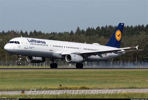 D Airm Lufthansa Airbus A Photo By Pascal Weste Id