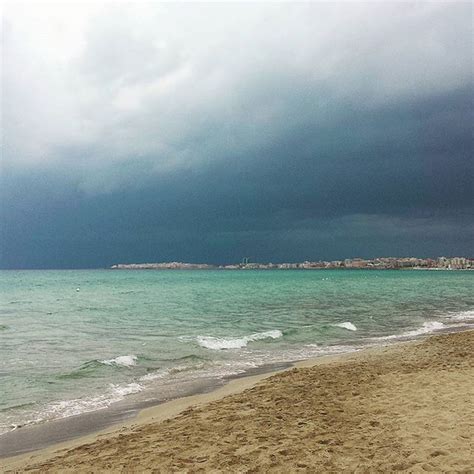 Maltempo Al Sud Violenti Temporali Nel Salento Tornado Al Largo Di