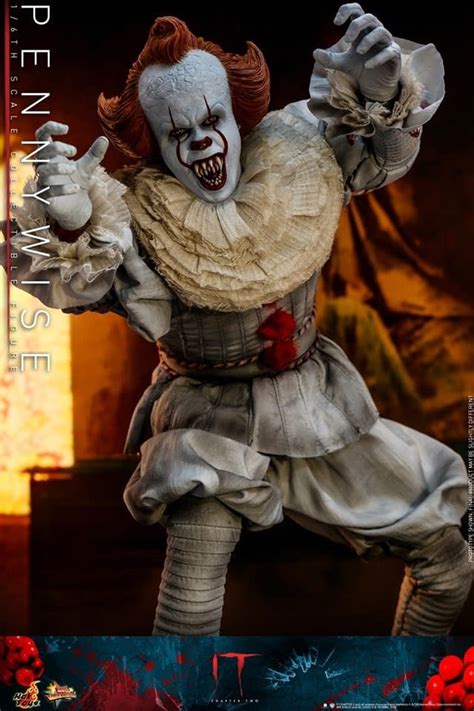 New Pennywise Hot Toys Figure Will Have You Float Too