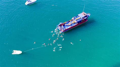 Passeio de barco em São Francisco do Sul Hotéis VillaReal