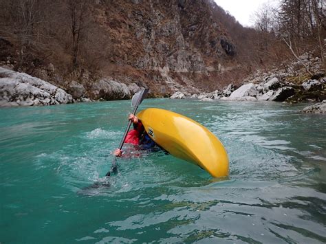 Eskimo Roll Lessons For Whitewater Kayakers Kayak So A