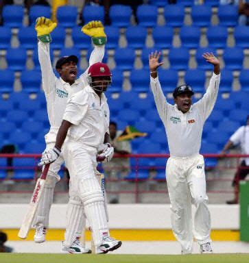 Brian Lara Gets A Live As Romesh Kaluwitharana And Mahela Jayawardene