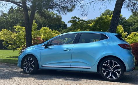 Renault Clio E Tech La Prova Su Strada Della Full Hybrid 140 Cv