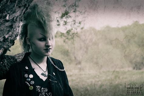 Deathrock Girl By Mariiprit On Deviantart