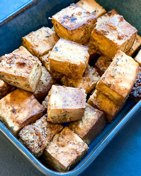 Vegansk Pastasalat Med R De Linsepasta Gr Nt Og Satay Tofu