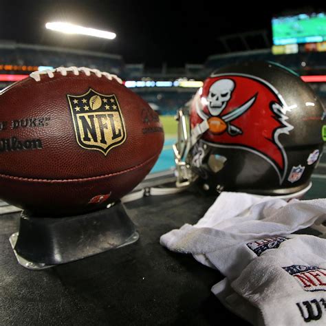 Tampa Bay Buccaneers: Breaking Down Final Roster and Week 1 Starters ...