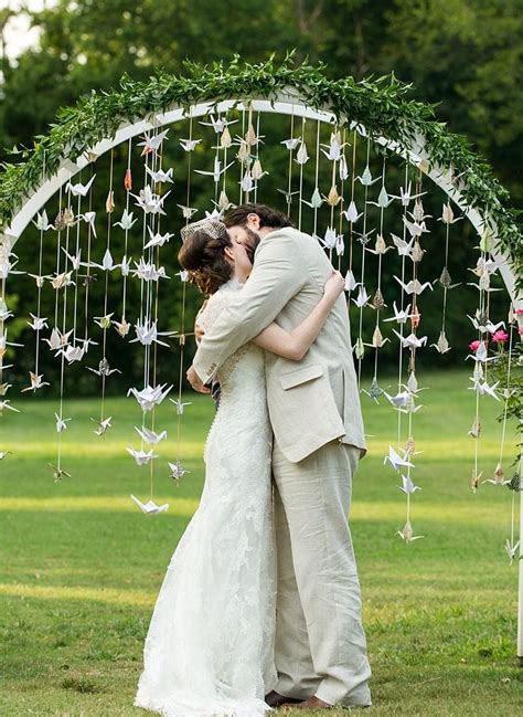 Beautiful Outdoor Wedding Altars That Will Make You Scream Yes I