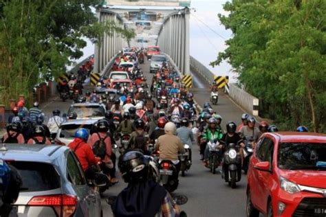 Jadi Biang Macet Pembangunan Duplikasi Jembatan Kapuas I Diminta