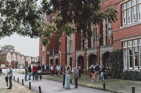 Live Bedford Borough Schools Announce Their A Level Results Bedford