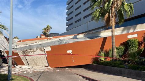 Las Im Genes Del Colapso De La Fachada Del Hotel Fiesta Americana En