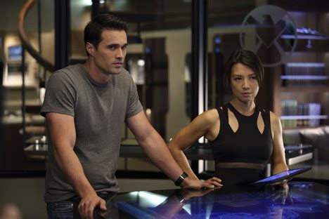 Marvels Agents Of SHIELD Recap Season 1 Episode 5 Girl In The