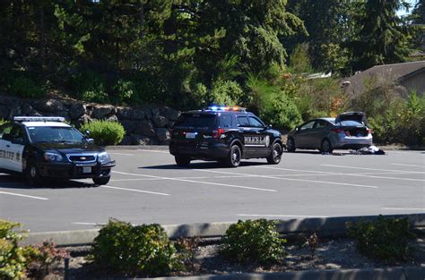 Police Capture Five In Edmonds After Suspects Flee Lynnwood In Stolen Car My Edmonds News