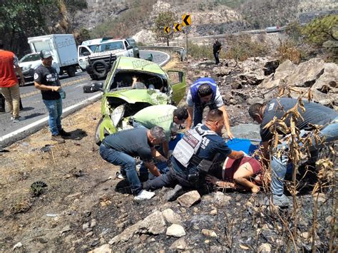 Tres Mujeres Heridas Tras Fuerte Accidente En La Tepic Guadalajara