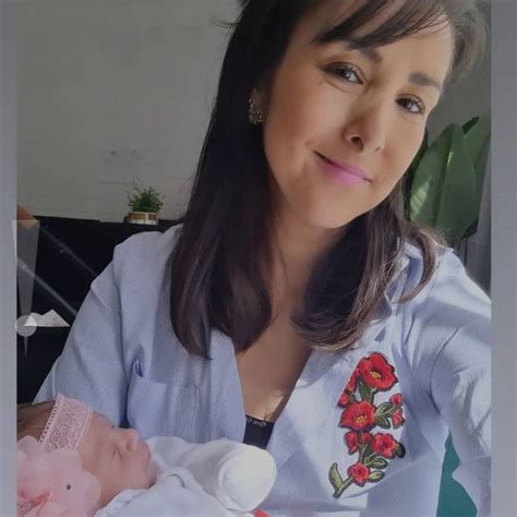 Icha Sobarzo compartió una nueva foto de su hija FMDOS