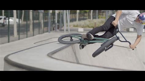 2020 SERGIO LAYOS SIGNATURE SIERRA PROMO FLYBIKES BMX YouTube