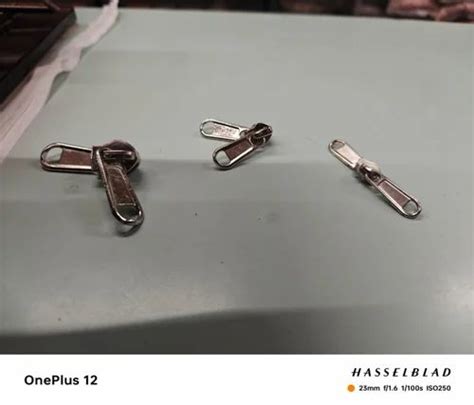Silver Zinc Alloy Double Puller Zipper Slider At ₹ 6piece In Gurugram