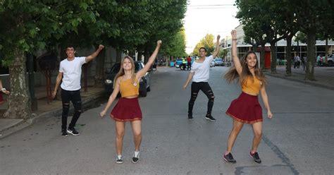 89 1 Siempre Una Cancion Roque Perez Buenos Aires La Expo Joven AbriÓ