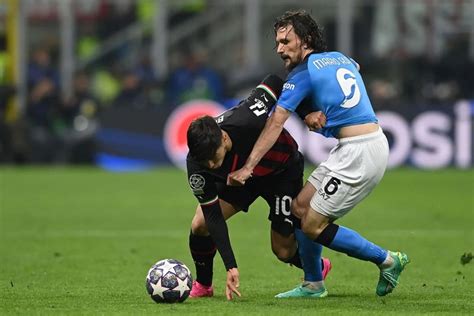 Data Dan Fakta Jelang Duel Penentuan Napoli Vs AC Milan Vivagoal