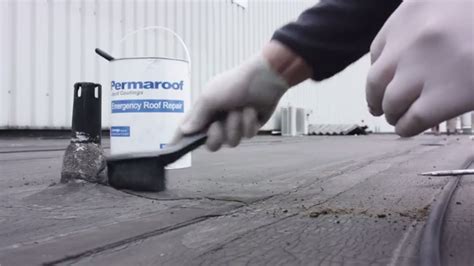 Fast And Easy Diy Flat Roof Repair With Liquid Pu Diy Epdm Flat