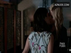 FAMOUS IN LOVE NUDE SCENES AZNude