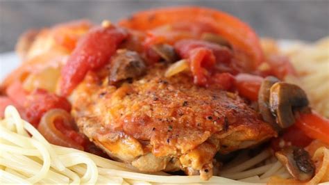 Chicken Cacciatore Hunter Style Chicken Easy Italian American Recipe