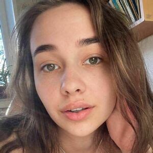 Liza Biggs Nude Photo