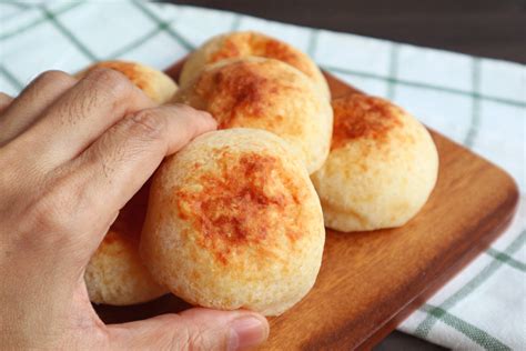 Pão de queijo de tapioca na frigideira feito em menos de 10 minutos