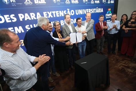 Universidades Estaduais Do Paran E Itaipu Assinam Parceria Para A Es