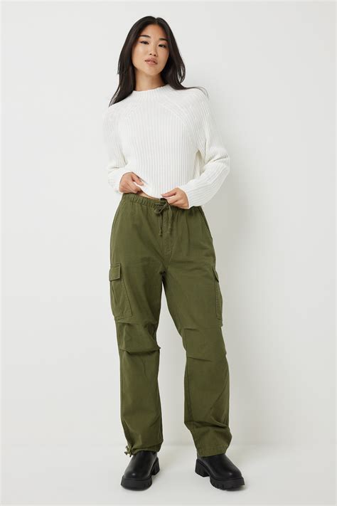 Pantalon parachute cargo à taille haute Ardene