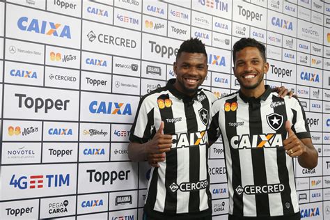 Buscando Refor Os Botafogo Deve Enxugar Elenco Para O Brasileir O