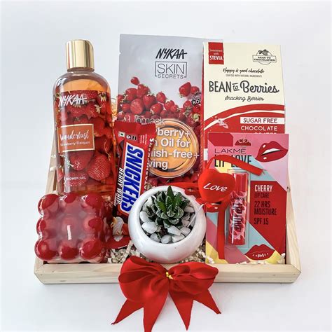 Shop Birthday Gift Hamper For Girlfriend Angroos