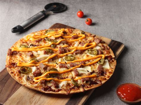 Does Domino's Have Deep Dish Pizza? Exploring the Menu Options - Pizzaware