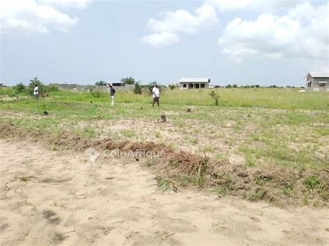 Terrains Parcelle Mongo Mpoukou Au Congo Coinafrique Congo