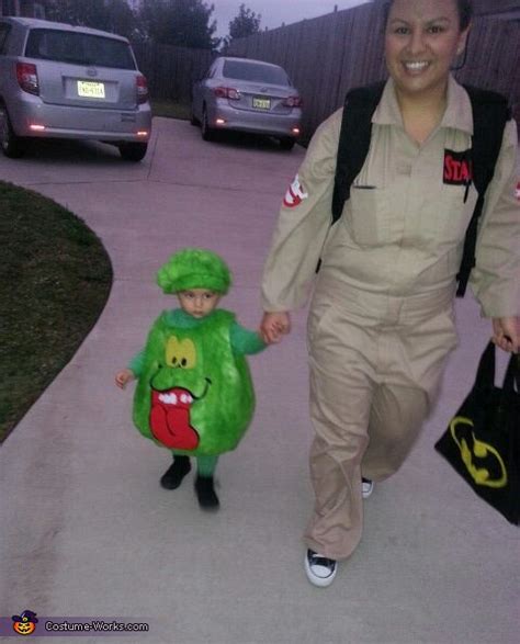 Ghostbusters and Slimer Family Costume - Photo 2/2