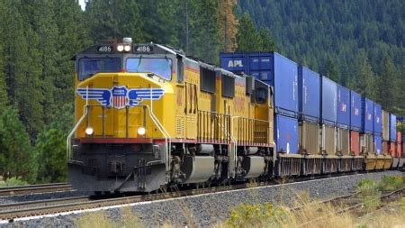 Union Pacific Freight Train - Other & Technology Background Wallpapers ...