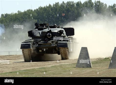 Chieftain Tank Hi Res Stock Photography And Images Alamy