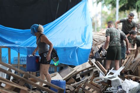 Desocupa O De Acampamento De Bolsonaristas No Centro Deixa Rastro De